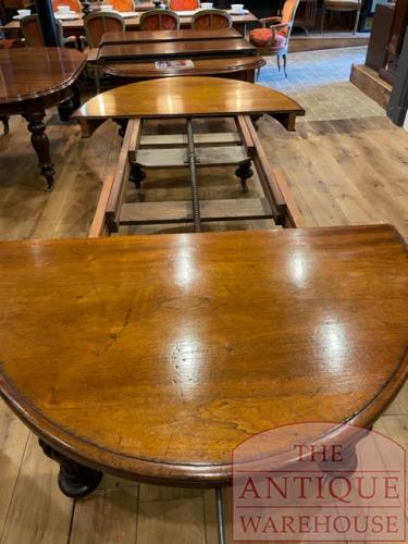 Antieke Engelse ovale uitschuiftafel 3
