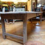 Antieke Franse eikenhouten eettafel 1