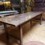 Antieke Franse notenhouten lange eettafel 1