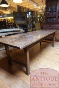 SOLD antieke Franse notenhouten lange eettafel, 10 personen
