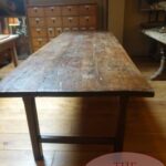 Antieke Franse notenhouten lange eettafel 2