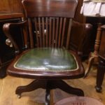 Antieke mahoniehouten bureaustoel in hoogte verstelbaar 3