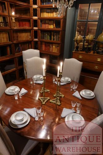 Antieke ronde Engelse mahoniehouten eettafel 3