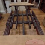 antieke ronde uitschuifbare Engelse eettafel 3