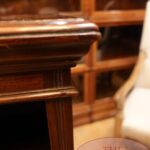 Antiek laag open Engels boekenkastje 4