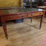 Antiek eiken Engels schrijftafeltje 1