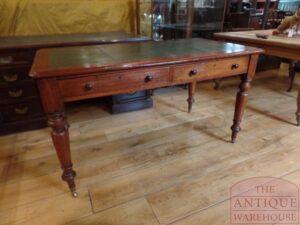 SOLD VERKOCHT antiek eiken Engels schrijftafeltje