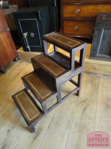 SOLD  VERKOCHT  antiek engels bibliotheek trapje