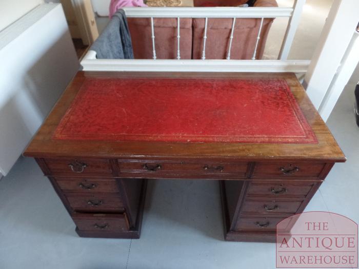 Antiek Engels mahoniehouten bureau 2
