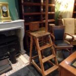 Antieke bibliotheek trapje 1