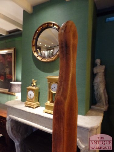 Antieke bibliotheek trapje 2