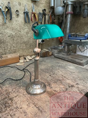 SOLD VERKOCHT antieke bureaulamp