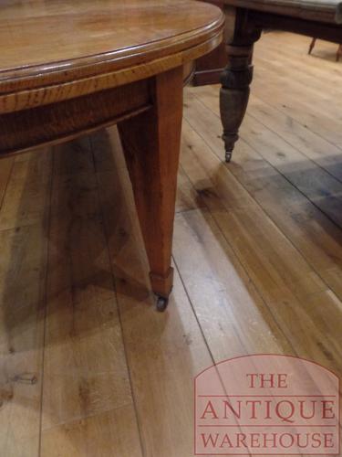 Antieke eiken Engelse eikenhouten ronde tafel, max 10 personen 3