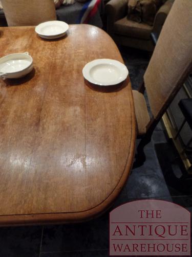 Antieke eiken wind out dining table, max 16 personen 2