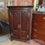 Antieke eikenhouten hoekkast afkomstig uit de UK 1