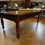 Antieke Engelse mahoniehouten schrijftafel van W. Priest, Blackfriars, Londen 1