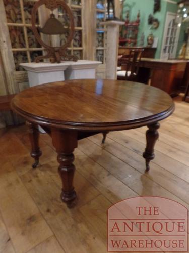 SOLD VERKOCHT antieke Engelse ronde uitschuif eettafel, maximaal 8 personen