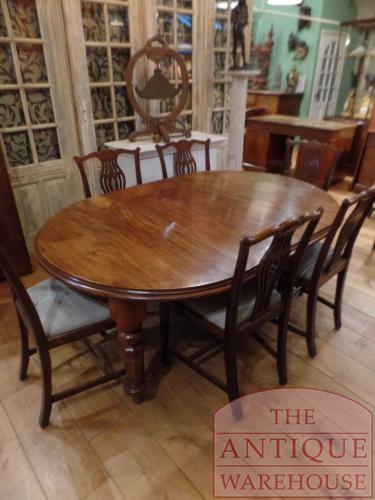 Antieke Engelse ronde uitschuif eettafel 2