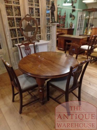 Antieke Engelse ronde uitschuif eettafel 3