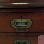 antieke ladekast met military beslag 2