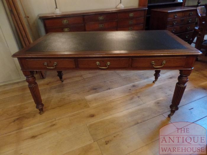 SOLD VERKOCHT antieke mahoniehouten schrijftafel