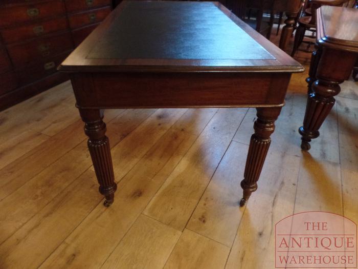 Antieke mahoniehouten schrijftafel circa 1850 2
