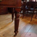 Antieke mahoniehouten schrijftafel circa 1850 4