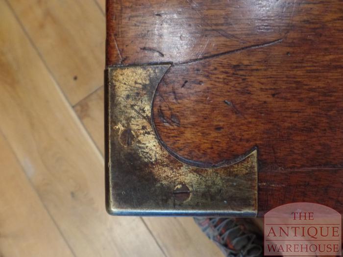 Antieke military kist met Chubb-slot 2