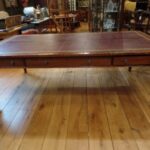 Antieke Engelse bibliotheektafel, vergadertafel 1