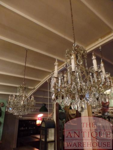 Uniek, een paar antieke kristallen Franse kroonluchters