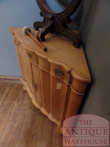 antiek Hollands orgel gebogen hoekkastje met aan bovenkant 1 lade 2