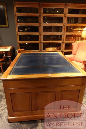 Antiek mahoniehouten Engels partnersbureau 2