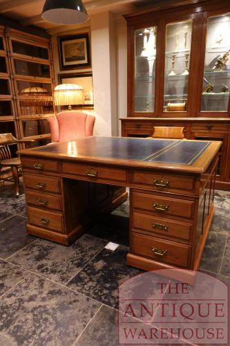 Antiek mahoniehouten Engels partnersbureau 3