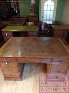 VERKOCHT antiek mahoniehouten Engels partners bureau