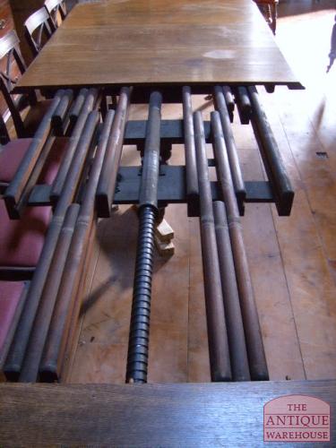 Antieke eiken eettafel 3