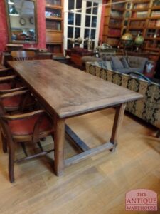 VERKOCHT    antieke eiken Franse tafel met twee laden en traverse, table de campagne
