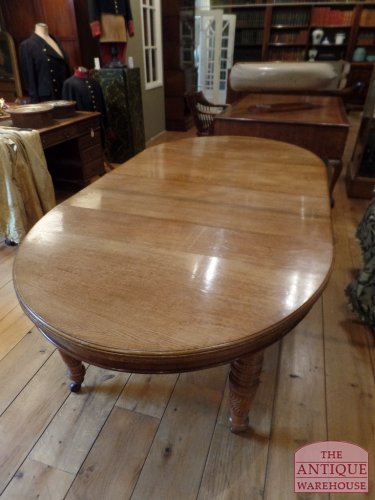 Antieke eiken ovale wind out dining tafel, antieke coulissen tafel, max 10 personen 3