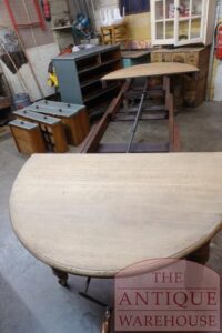 VERKOCHT    antieke eikenhouten coulissentafel,antieke uitschuiftafel  afkomstig uit Norfolk, max 14 personen