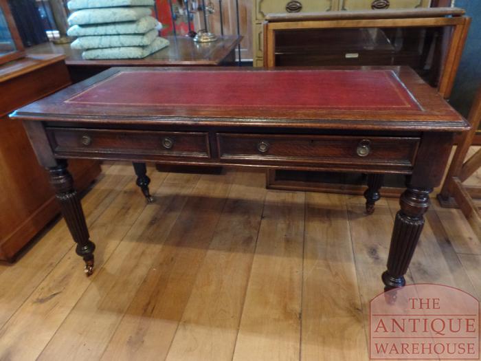 VERKOCHT   antieke eikenhouten schrijftafel Engels circa 1850