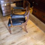 Antieke Engelse bureaustoel 1