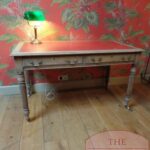 Antieke Engelse eikenhouten schrijftafel circa 1880 1