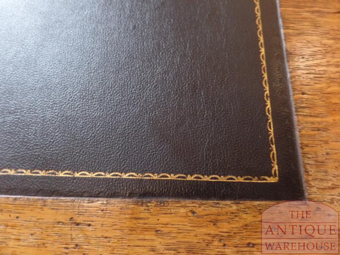 Antieke Engelse eikenhouten schrijftafel van S & H Jewell, Holborn, Londen 5