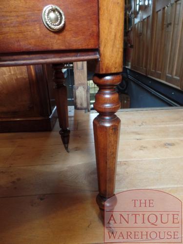 Antieke Engelse mahoniehouten schrijftafel 3