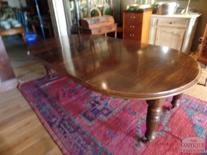 Antieke Engelse wind out tafel 2