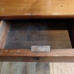 Antieke Franse kersenhouten tafel 3