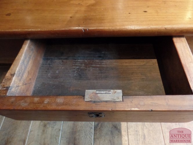 Antieke Franse kersenhouten tafel 3