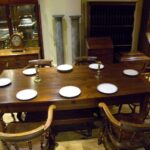 Antieke Franse notenhouten eettafel 1