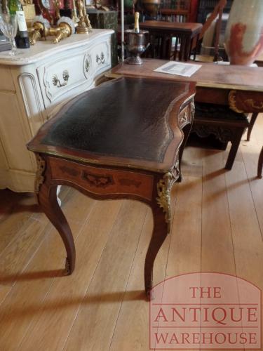 Antieke Franse schrijftafel, bureau de dame, niervormig 2