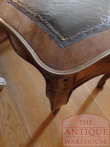 Antieke Franse schrijftafel, bureau de dame, niervormig 3