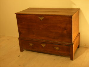 VERKOCHT antieke kersenhouten kist